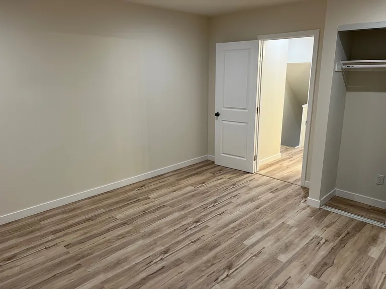 4516 Bond St — Photo 11