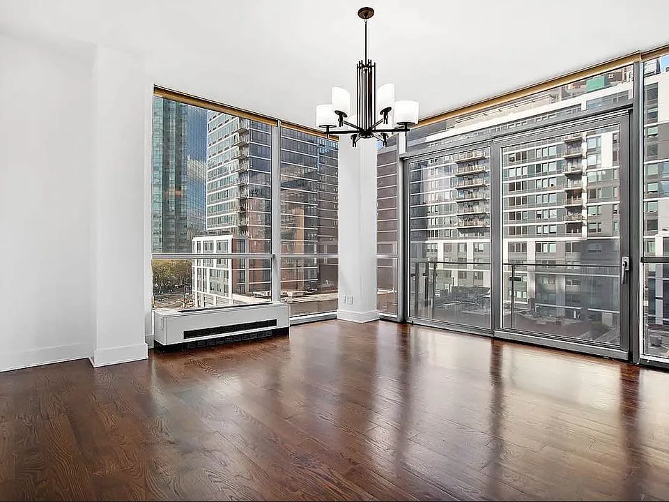 1st image of 26-26 Jackson Ave #402