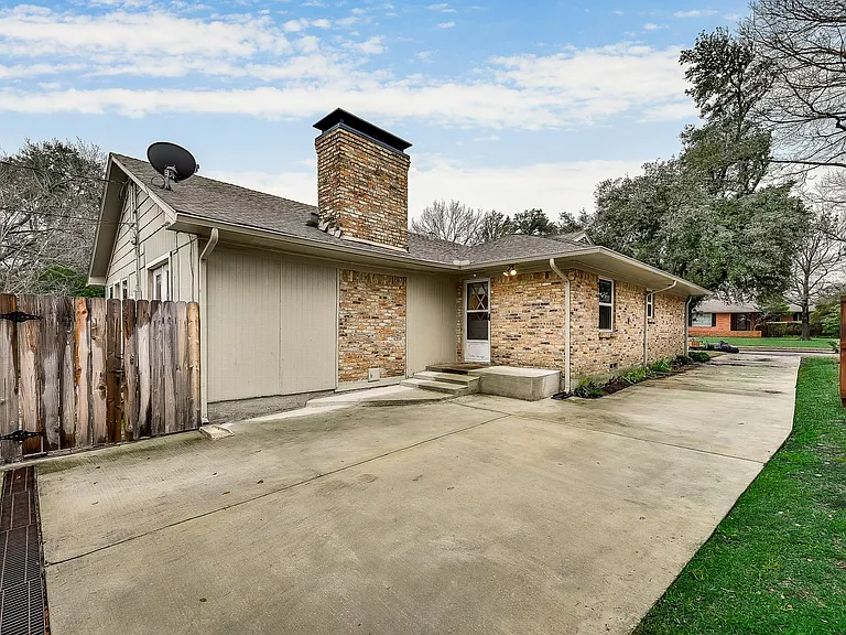 7319 Haverford Rd — Photo 23