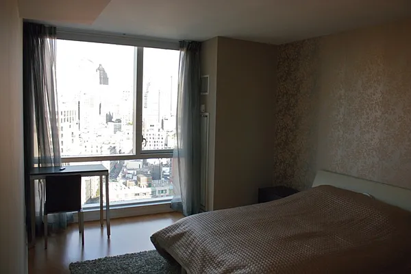 Rented by Douglas Elliman | media 8