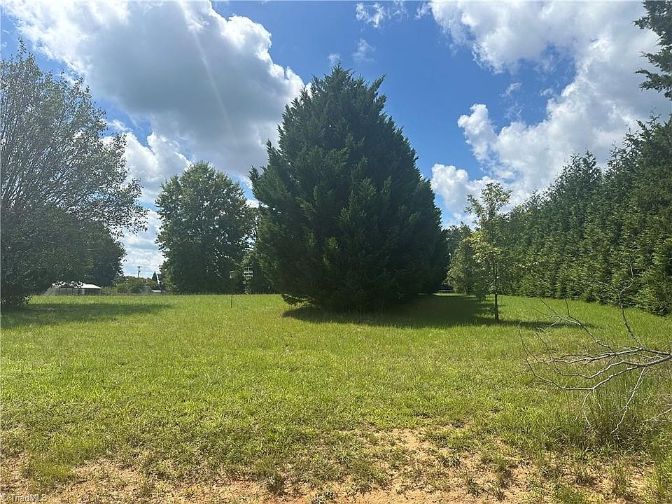 2nd image of 7905 Walkover Dr #6