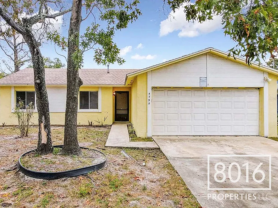 4755 White Willow Ln