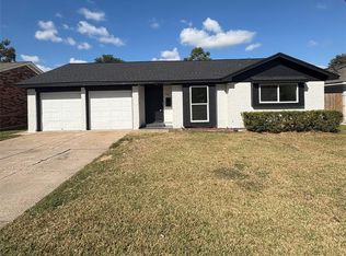 834 Grand Oaks Dr, Houston, TX 77015