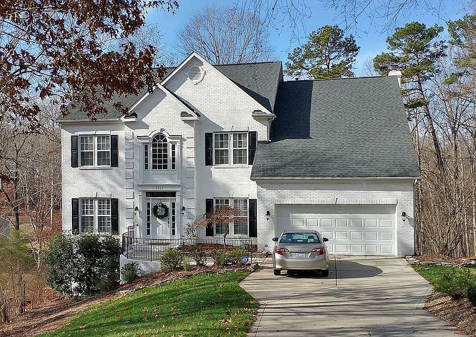 1st image of 7305 Harrisonwoods Pl