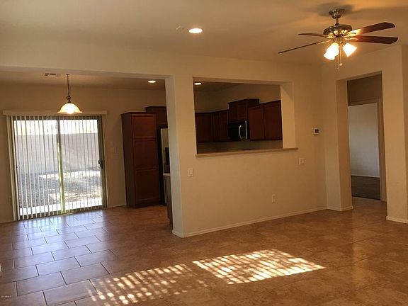 3rd image of 25706 N 54th Gln