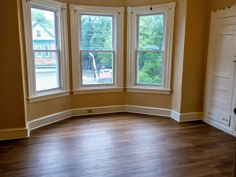 5629 Chew Ave — Photo 5