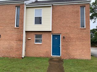 864 Old Hickory Blvd #B4, Jackson, TN 38305