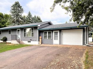 838 Central Dr W, Braham, MN 55006