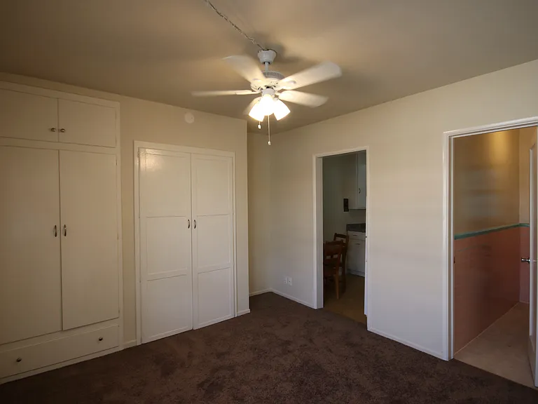 30 N 1st St #8 — Photo 2