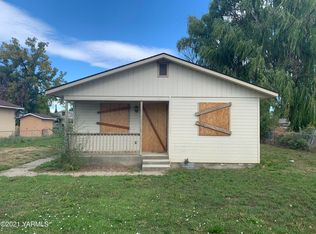 91 Emerson Rd, Zillah, WA 98953