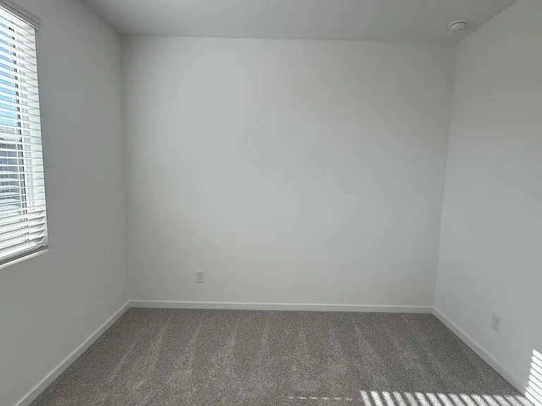 2442 W Maximo Way — Photo 16