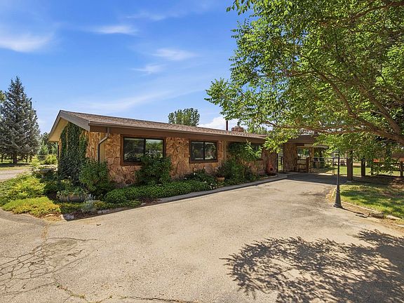 5th image of 400 Ridgewood Ct