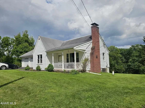 10030 Charger Hwy, Hollidaysburg, PA 16648