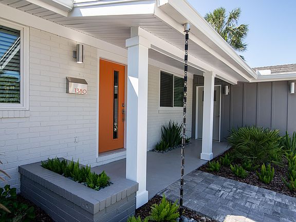 3rd image of 1380 E Coast Dr
