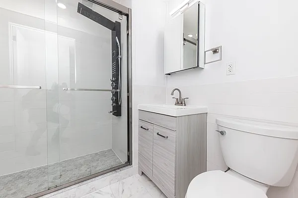 Rented by Oxford Property Group | media 12