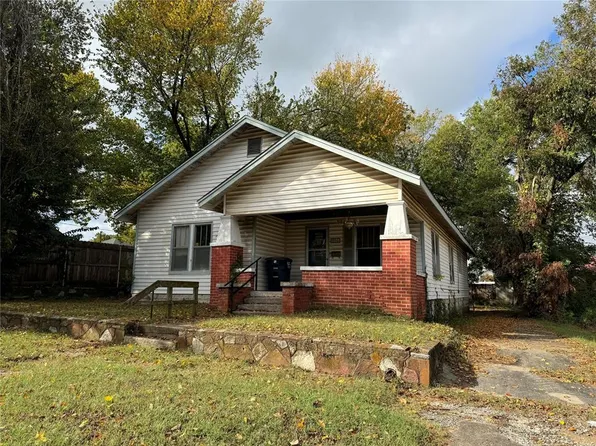806 N Market Ave, Shawnee, OK 74801