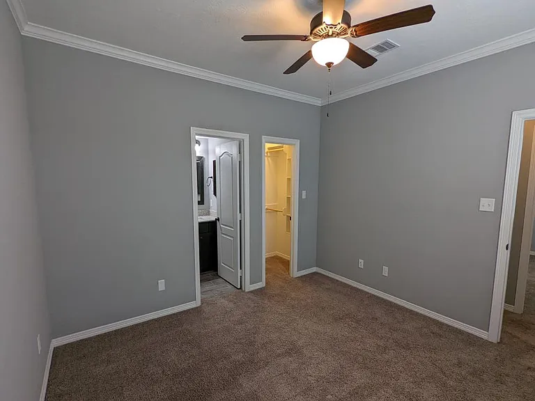 301 Sw Pkwy #334 — Photo 25