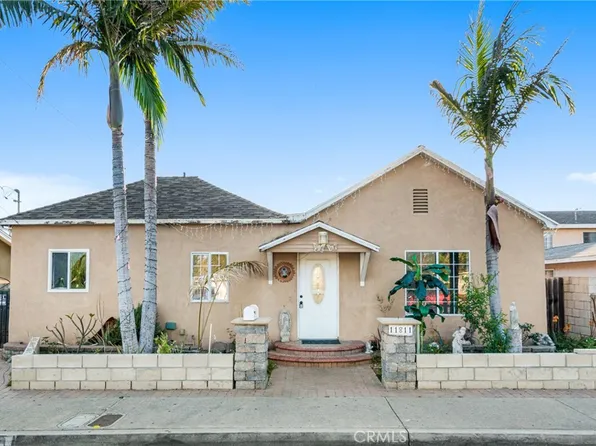 11811 Hewes St, Orange, CA 92869