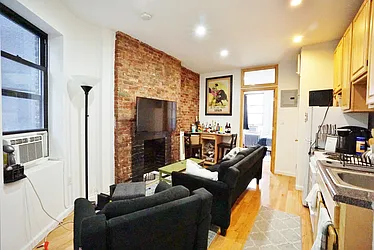 Rented by Best Apartments North Inc