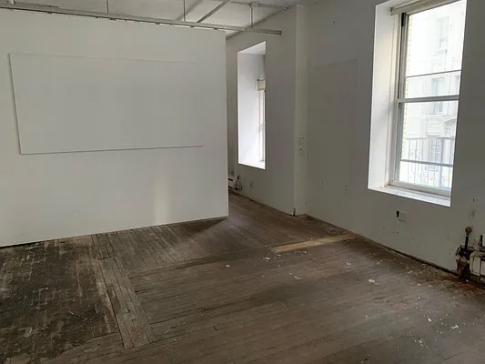 Sold by Compass | media 7
