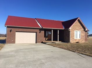 29 Cecil Ln, Emmalena, KY 41740