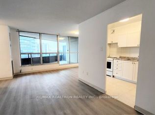 21 Vaughan Rd #1308, Toronto, ON M6G 2N2