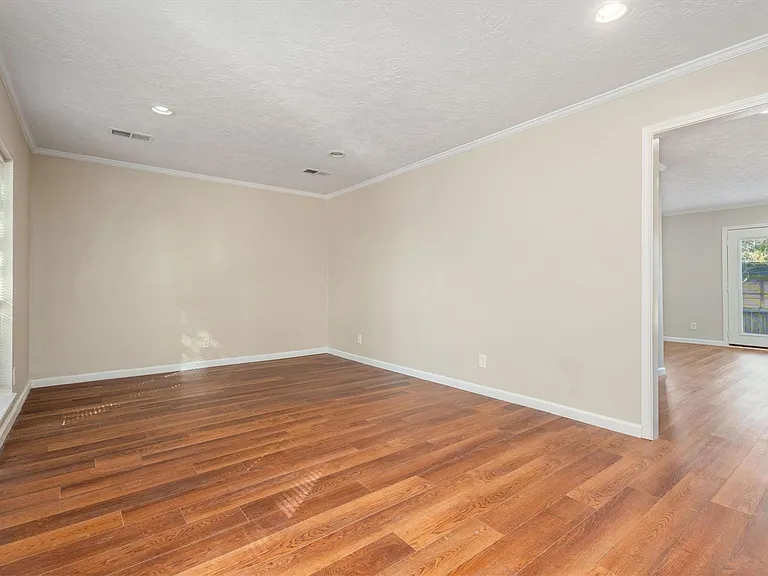 20361 Fieldtree Dr — Photo 17