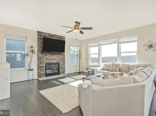 1108 Lakin Dr, Frederick, MD 21702