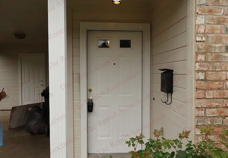 2248 Loreco St — Photo 2