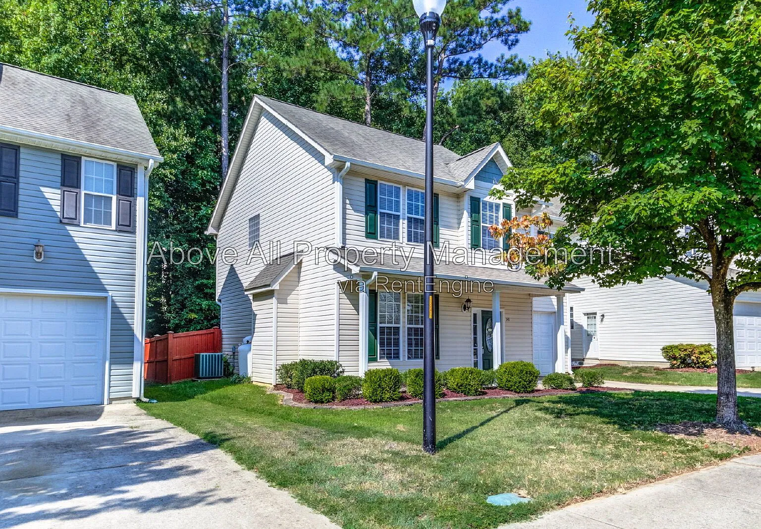 3 bed, 2.5 bath, 1791 sqft, $2,050 — Photo 3
