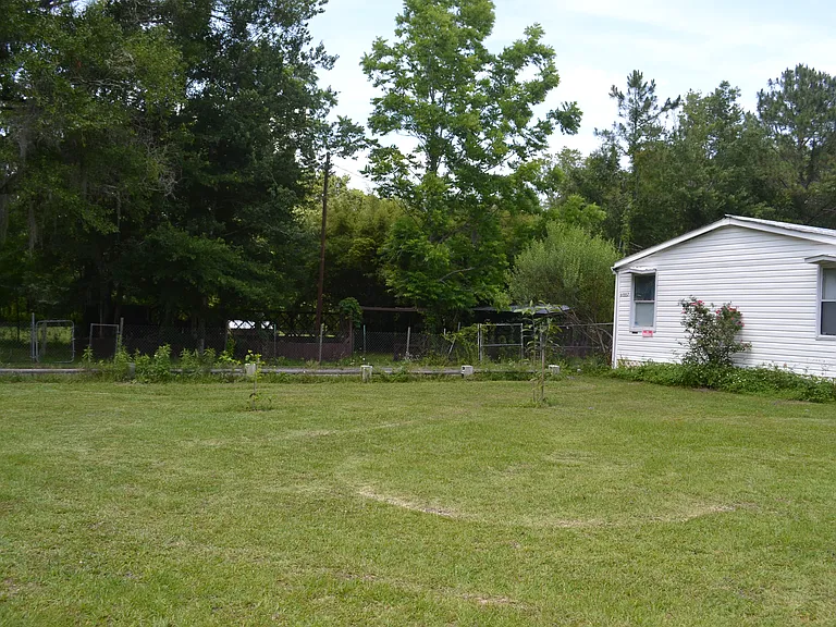 SE State Road 100 — Photo 7