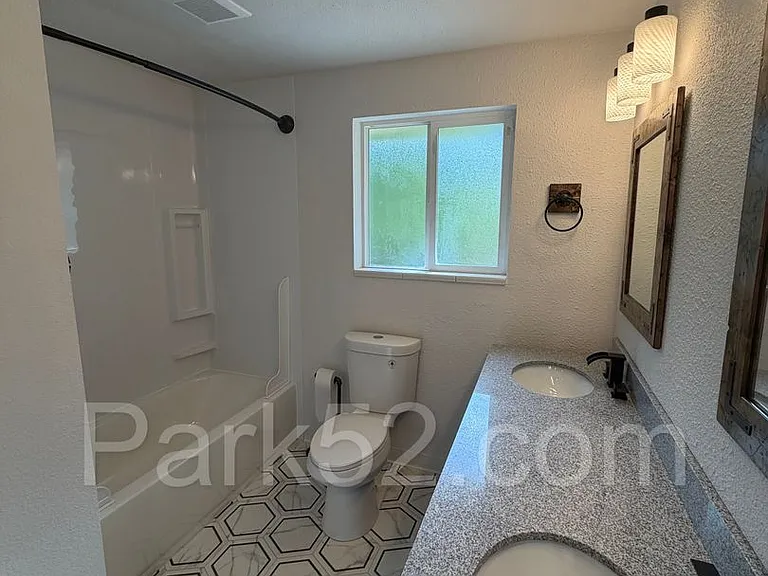 7716 19th Street Ct W — Photo 11