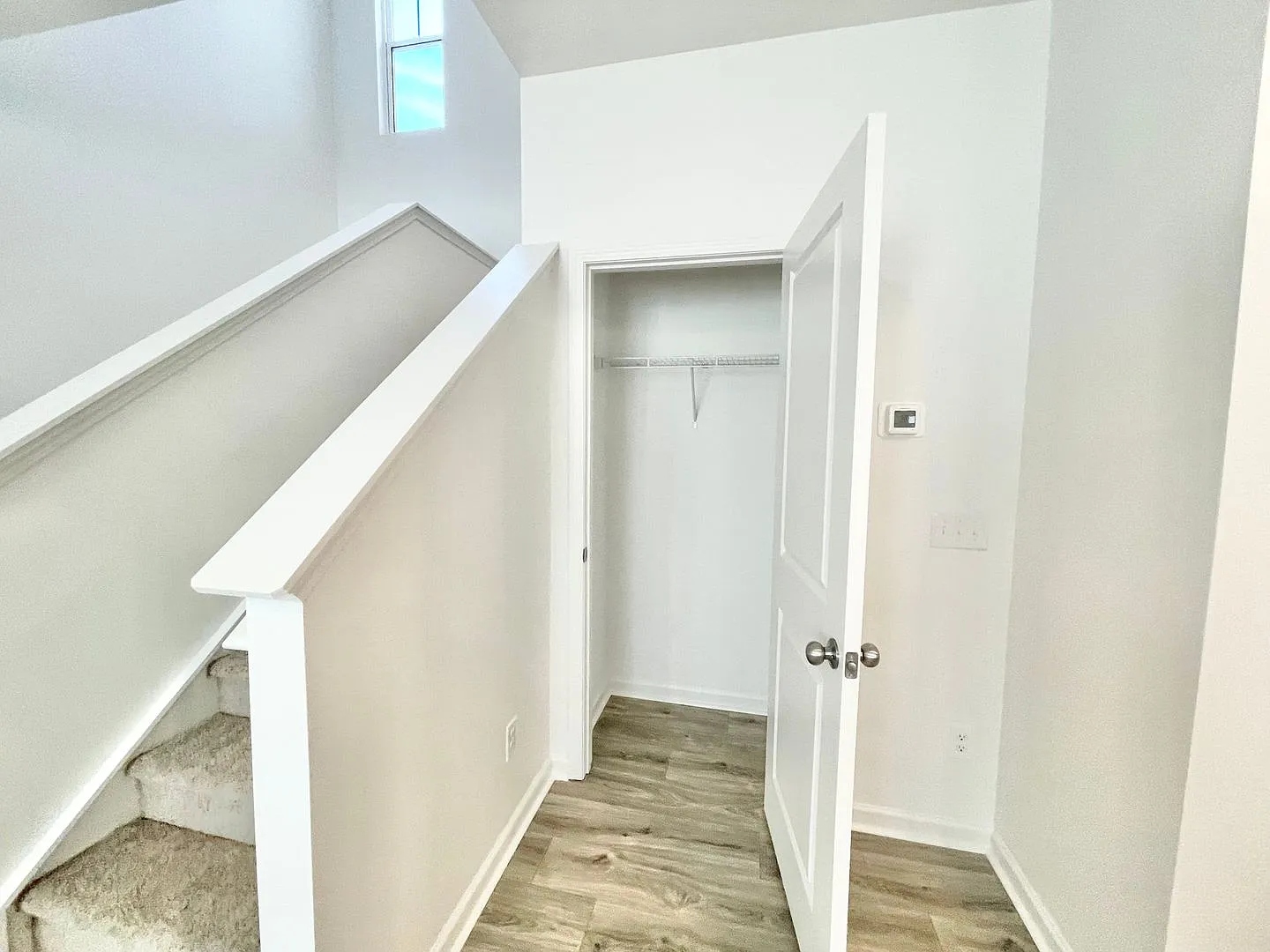 Beautiful 3BR, 2.5BA Home with Owner's Suite & Designer Upgrades - Available 08/20 — Photo 3