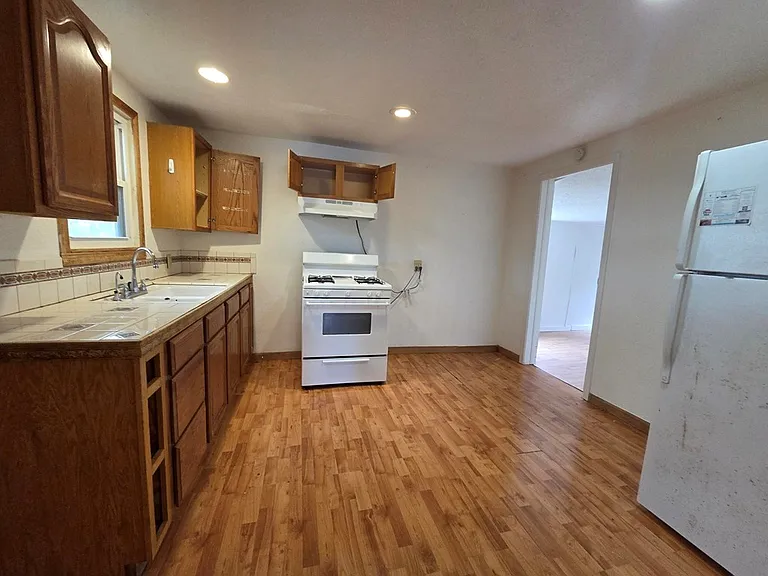 3414 Riverside Dr — Photo 7