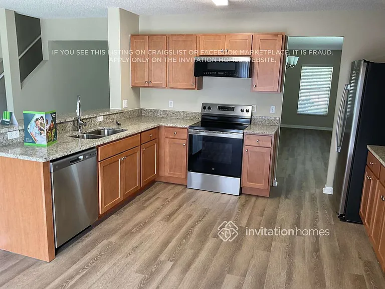 932 Crystal Bay Ln — Photo 4