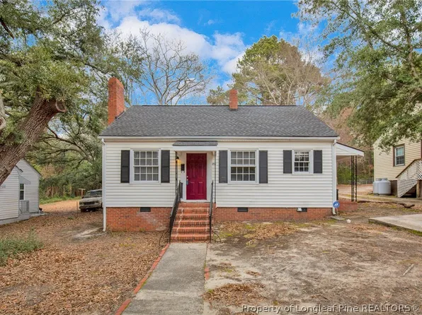 216 Hawthorne Rd, Fayetteville, NC 28301