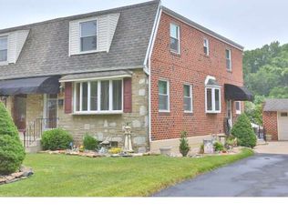 8610 Bridle Rd, Philadelphia, PA 19115