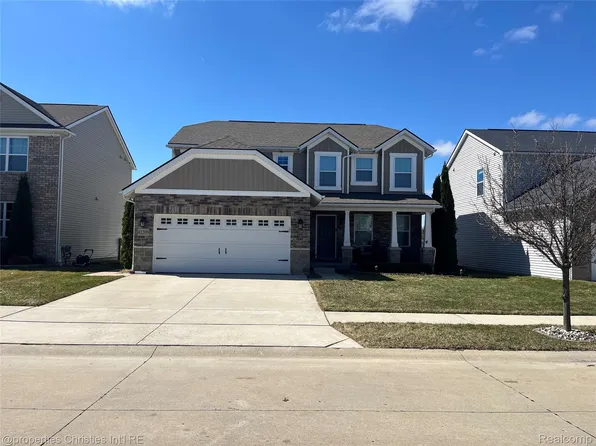 42209 Dorrington Dr, Sterling Heights, MI 48313