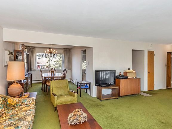 3rd image of 2763 Genevieve Ct