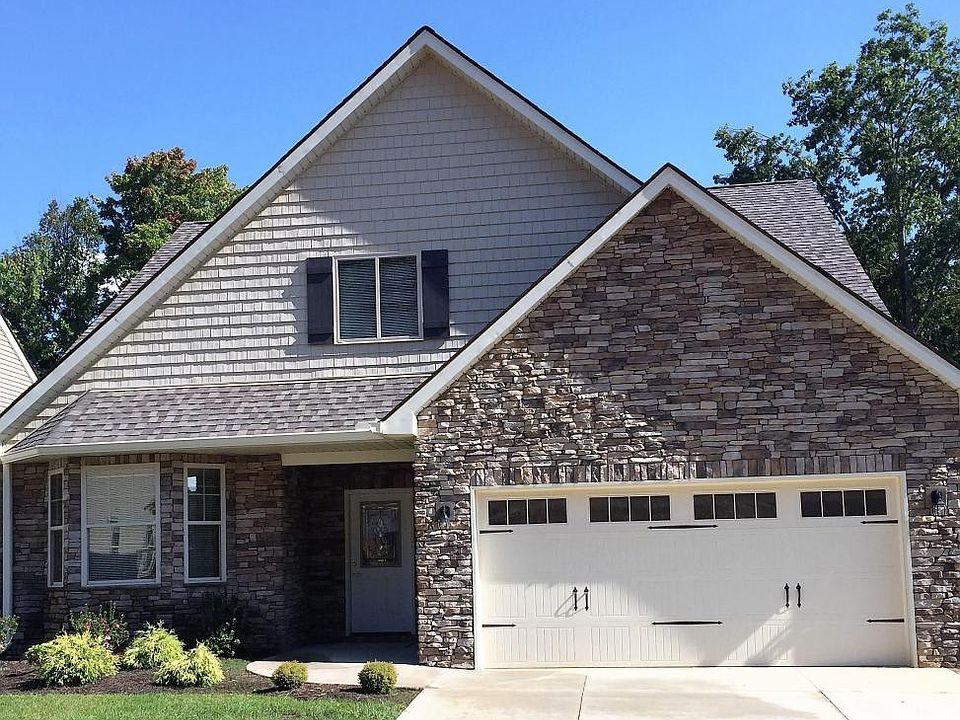1st image of 12138 Woodhollow Ln