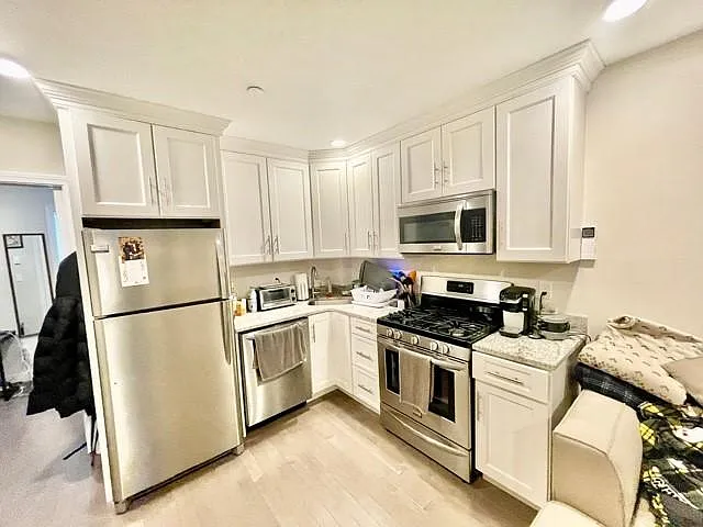 3 Stillman Pl #2 — Photo 2
