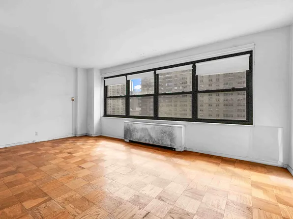 180 West End Avenue image 7 of 25