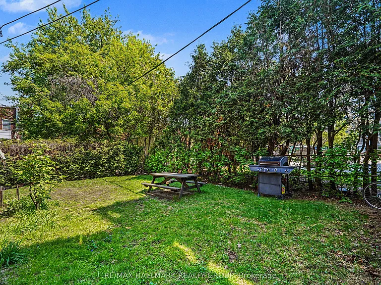 234 Frank St #2 — Photo 20