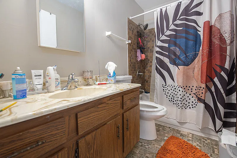 3 bed, 1.5 bath, 1158 sqft, $1,600 — Photo 2
