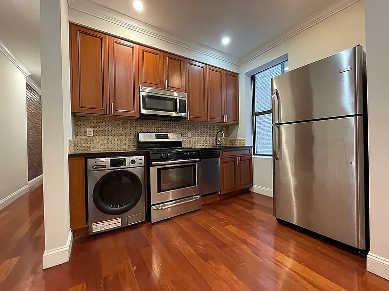 559 W 158th St #31 — Photo 1