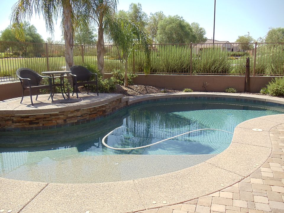 Entertaining backyard