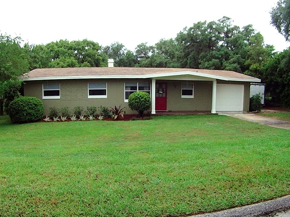 1st image of 723 Oak Dr