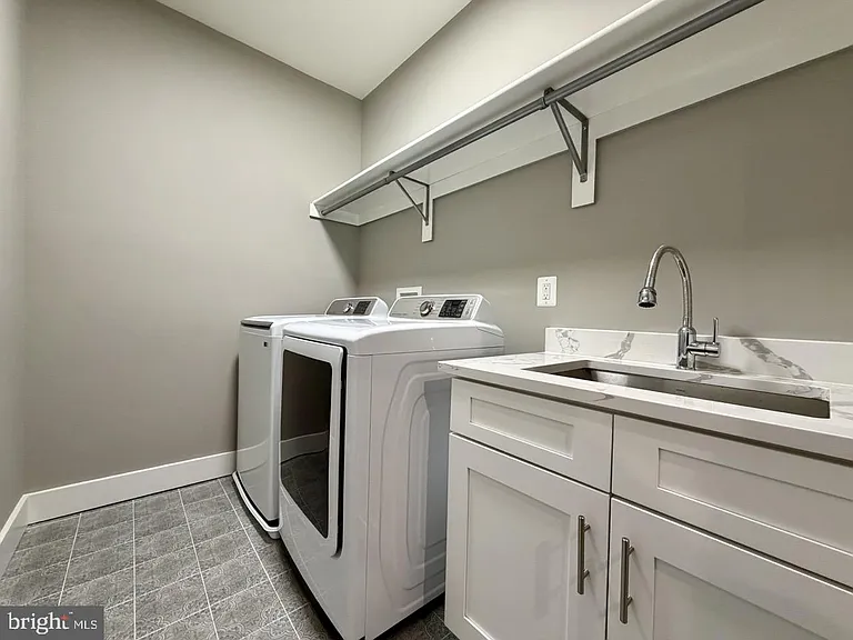 5514 McKinley St — Photo 37