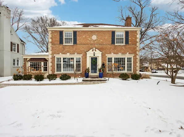 175 S Fairview Ave, Elmhurst, IL 60126