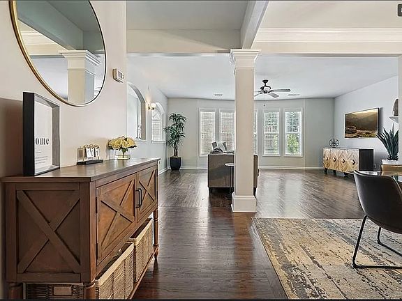 3rd image of 2958 Wintercrest Dr #6